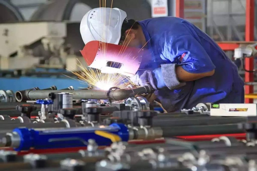 Growth in Indian Manufacturing Activity Despite Global Declines